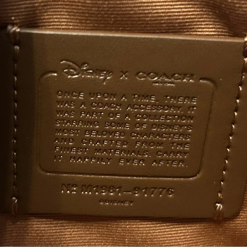 Coach x Disney Dumbo Zip Wristlet - Picture 4 of 5